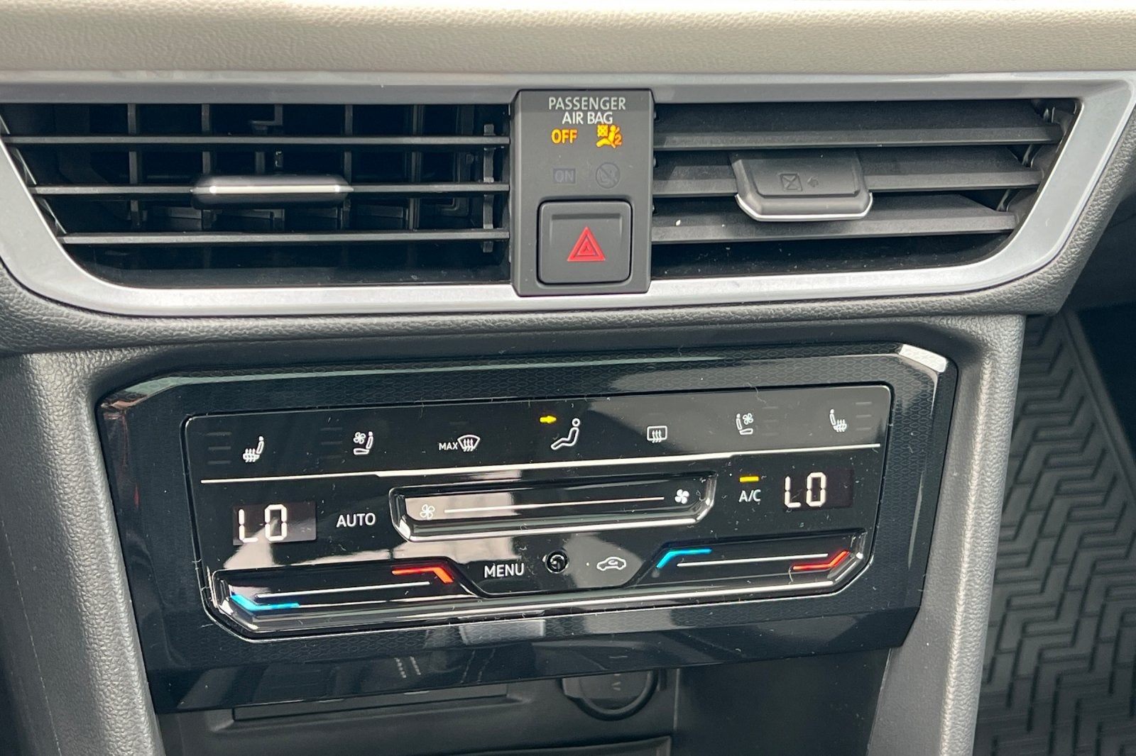 2025 Volkswagen Taos 1.5T SEL