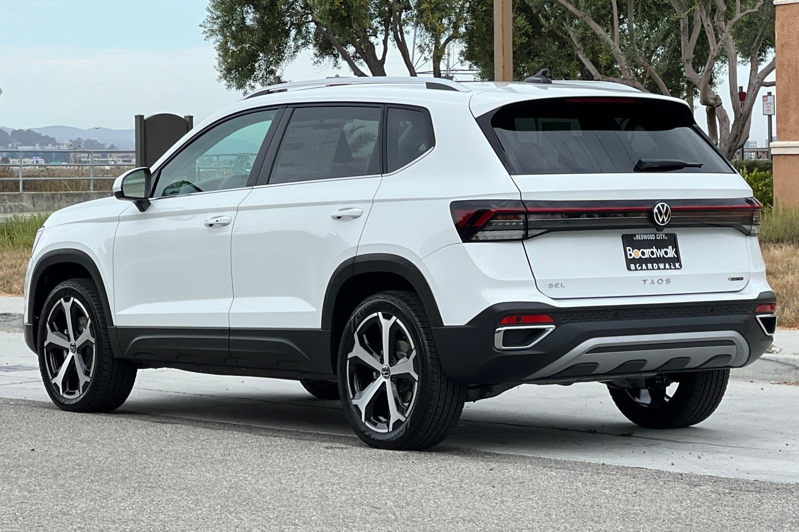 2025 Volkswagen Taos 1.5T SEL