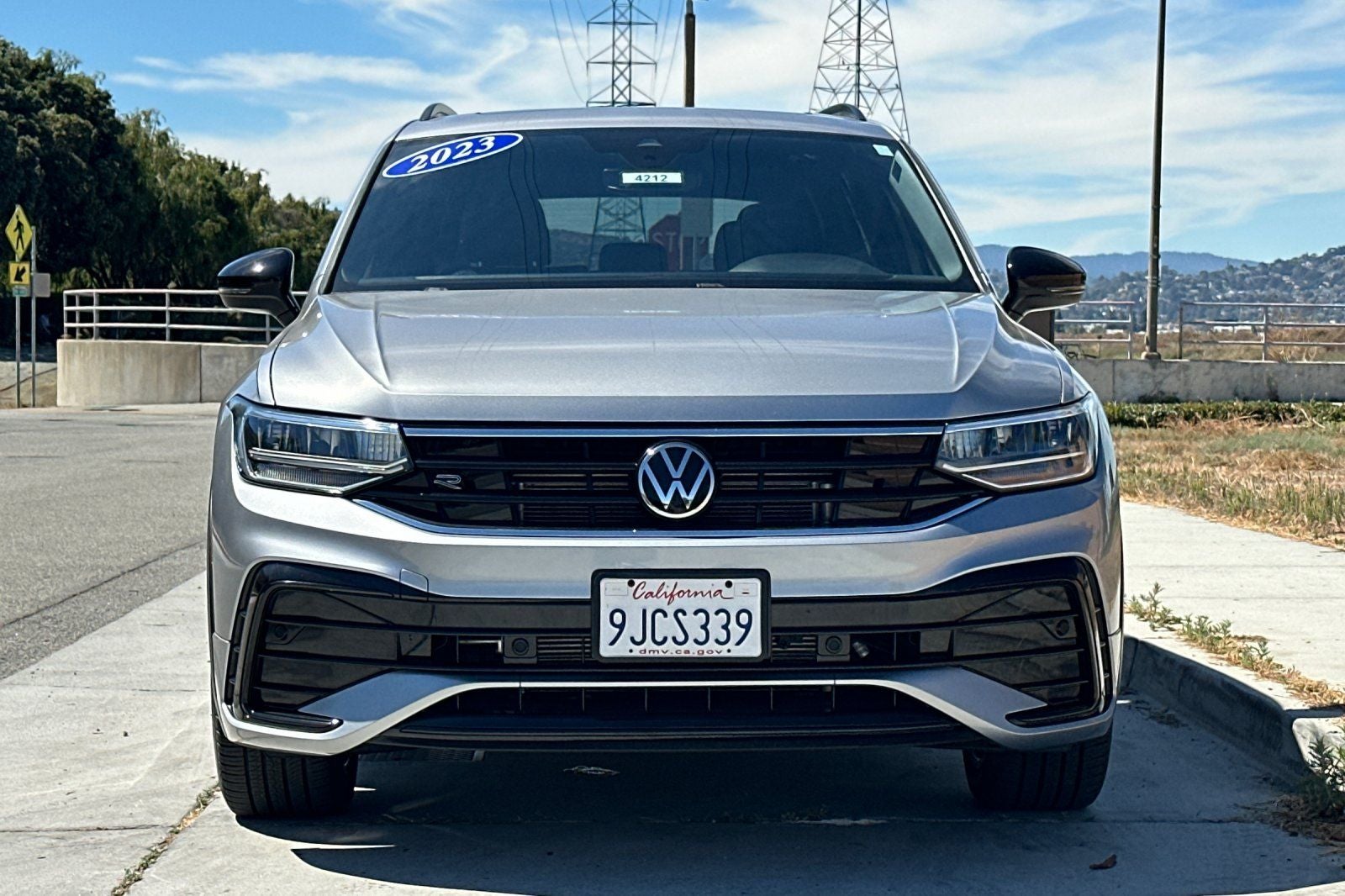 2023 Volkswagen Tiguan 2.0T SE R-Line Black