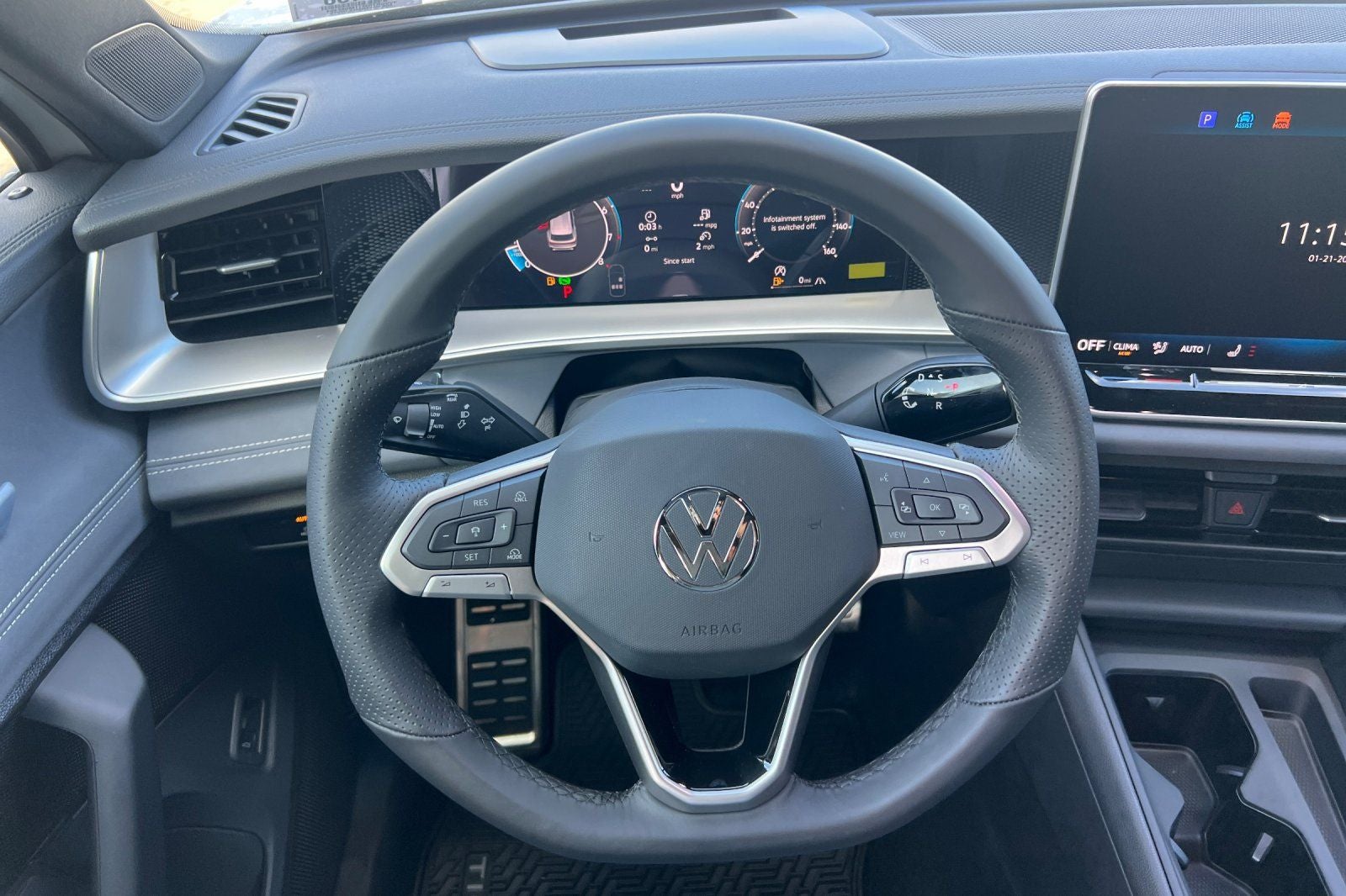 2026 Volkswagen Tiguan 2.0T SE R-Line Black