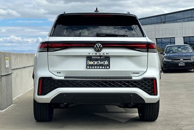 2026 Volkswagen Tiguan 2.0T SE R-Line Black