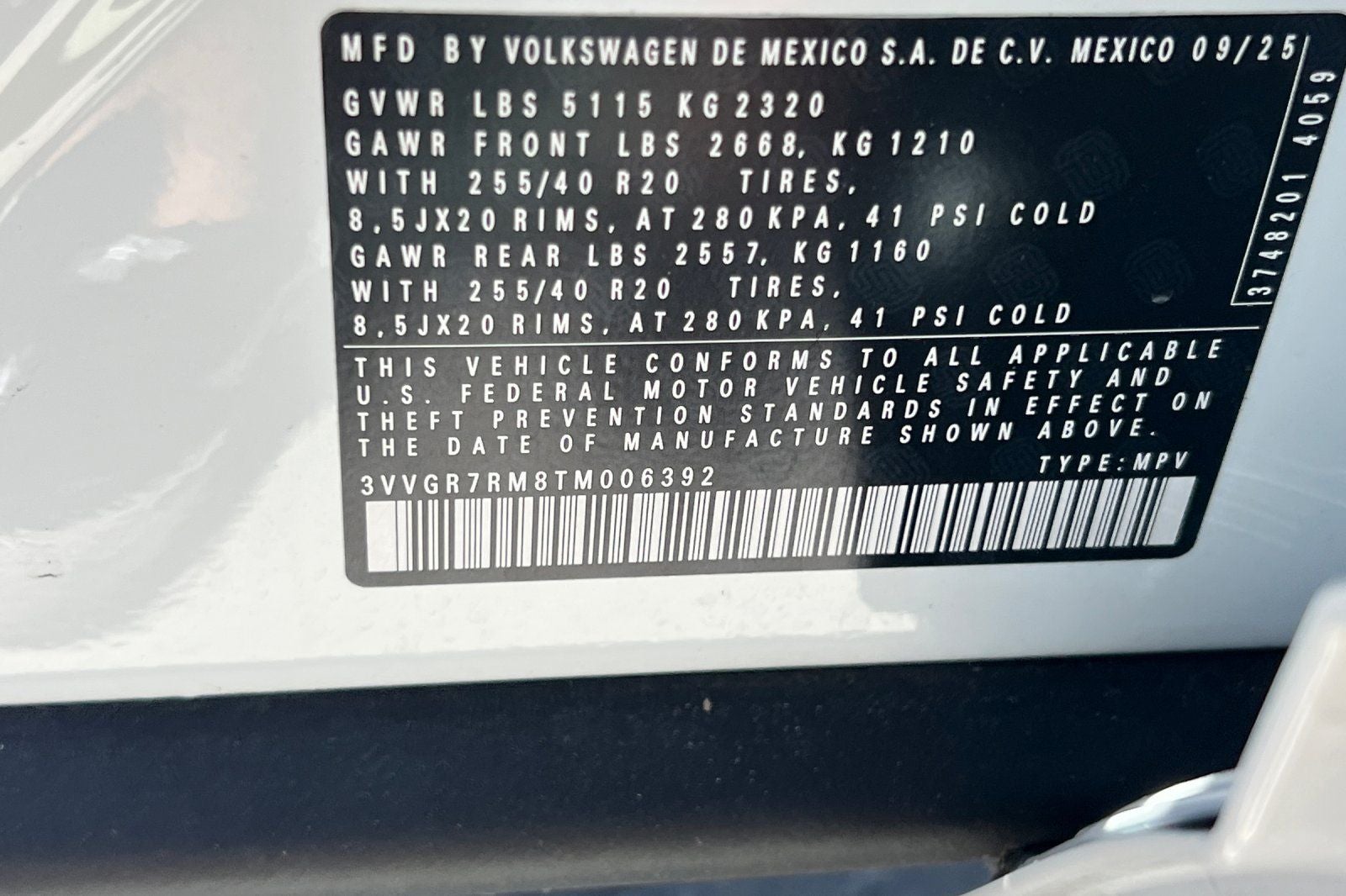 2026 Volkswagen Tiguan 2.0T SE R-Line Black