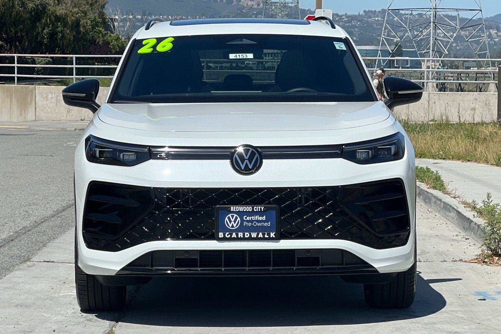 2026 Volkswagen Tiguan 2.0T SE R-Line Black