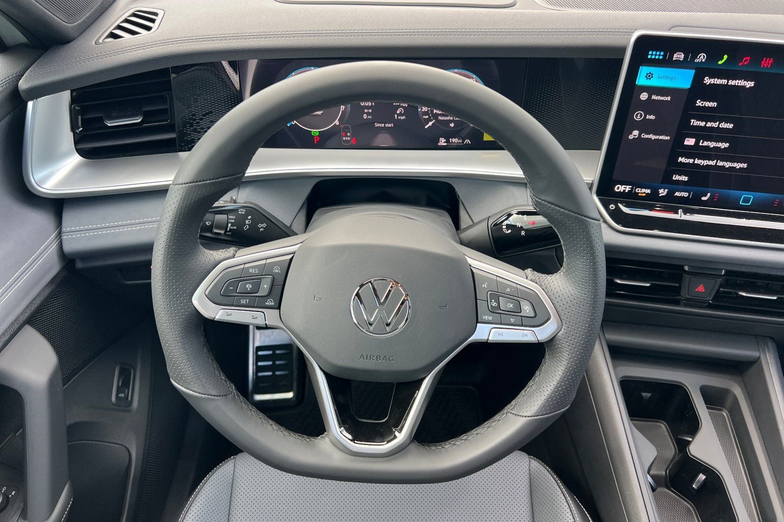 2026 Volkswagen Tiguan 2.0T SE R-Line Black