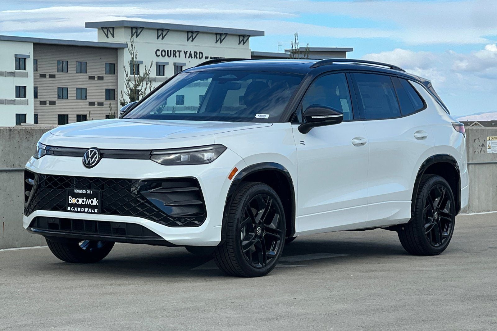 2026 Volkswagen Tiguan 2.0T SE R-Line Black