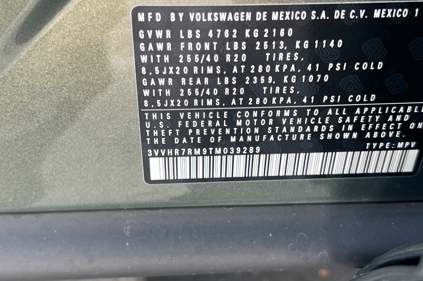 2026 Volkswagen Tiguan 2.0T SE R-Line Black