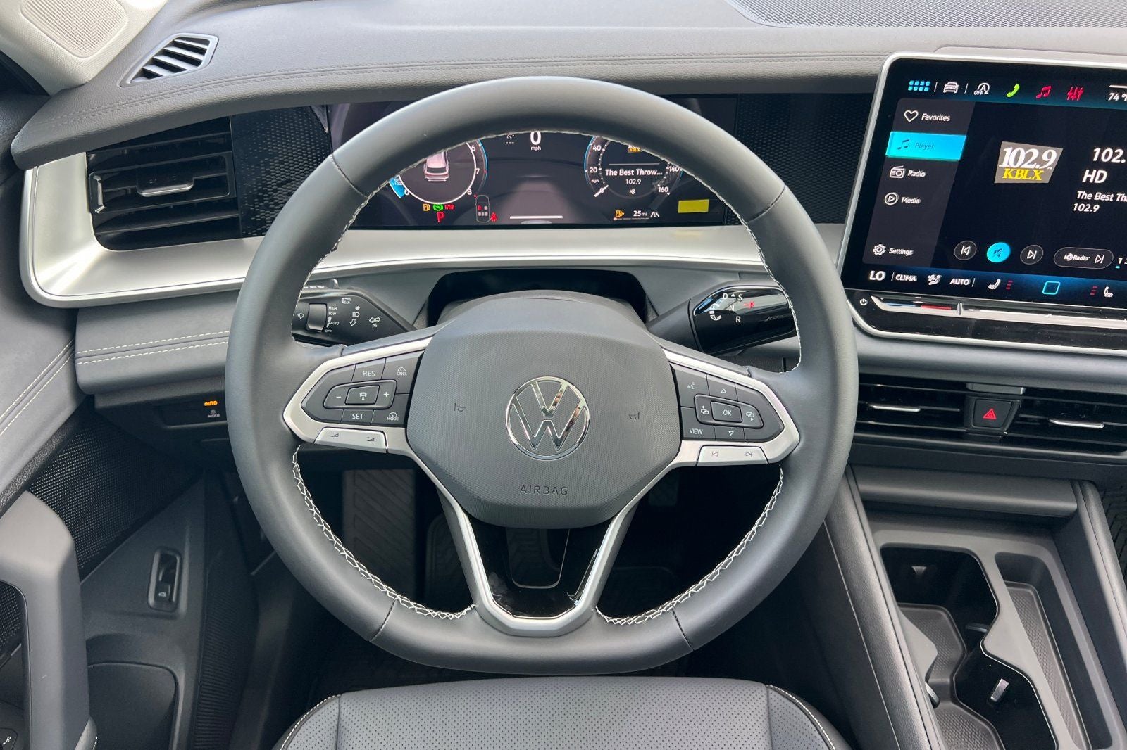 2026 Volkswagen Tiguan 2.0T SE
