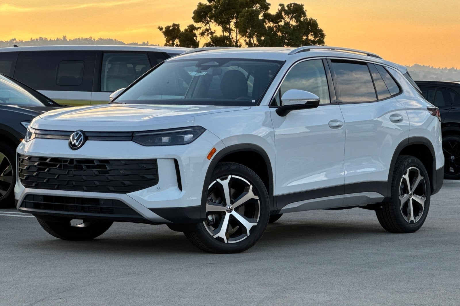 2026 Volkswagen Tiguan 2.0T SE