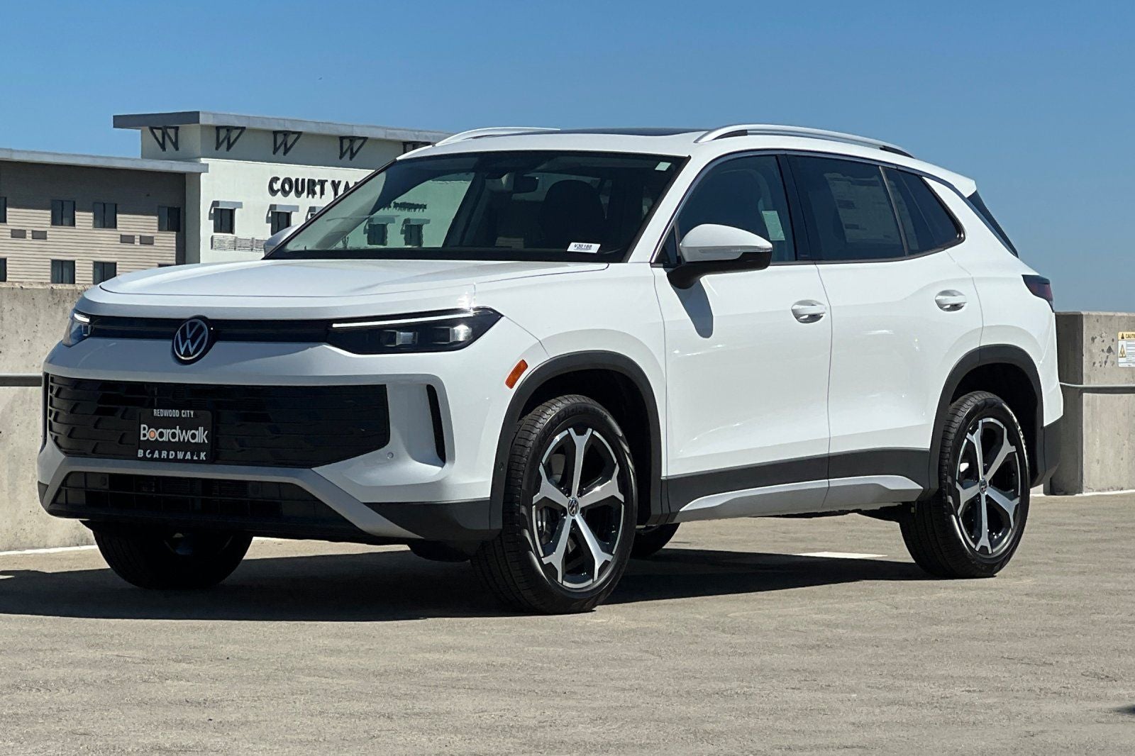 2026 Volkswagen Tiguan 2.0T SE