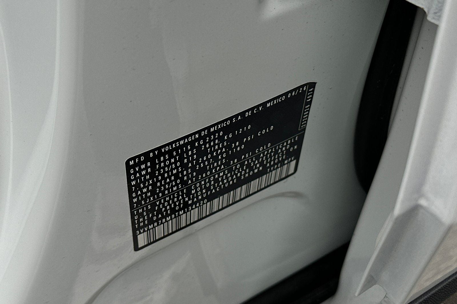 2026 Volkswagen Tiguan 2.0T SE