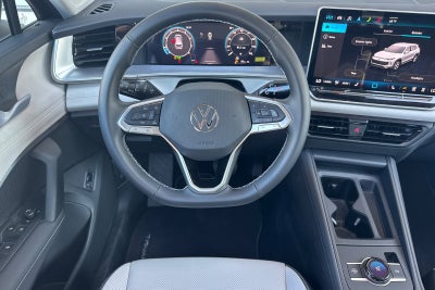 2025 Volkswagen Tiguan 2.0T SE