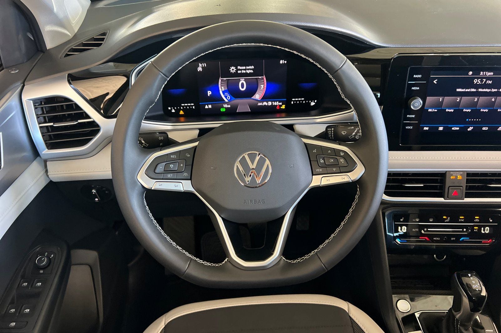 2026 Volkswagen Taos 1.5T SE