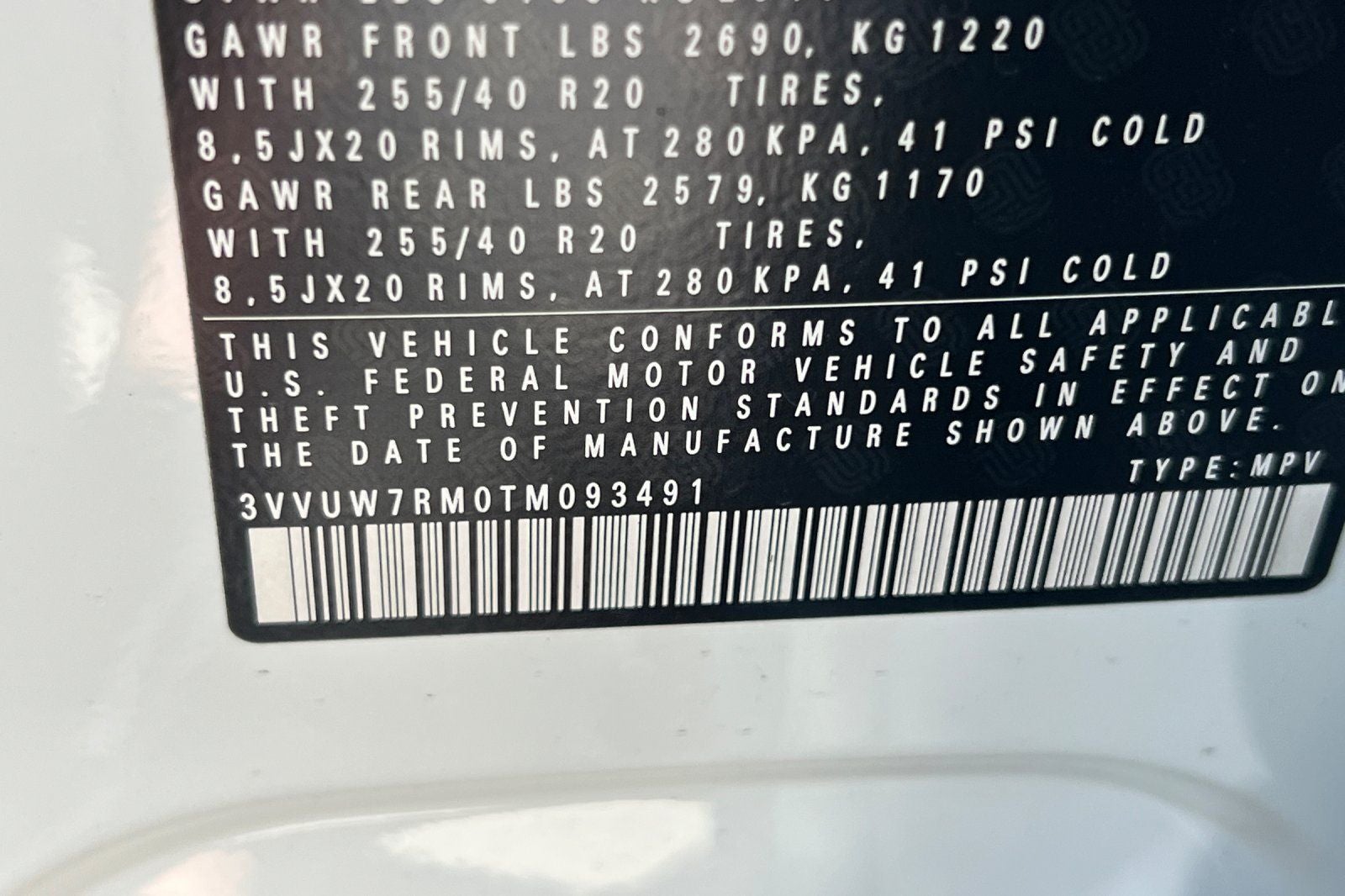 2026 Volkswagen Tiguan 2.0T SEL R-Line