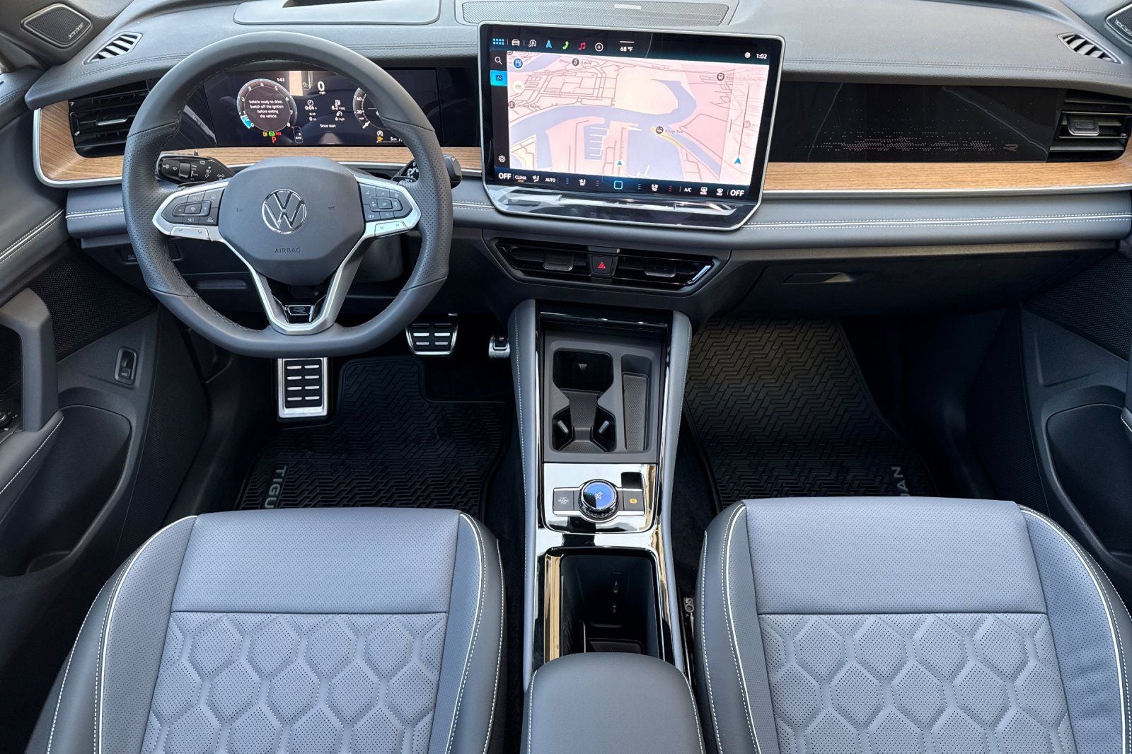 2026 Volkswagen Tiguan 2.0T SEL R-Line Turbo