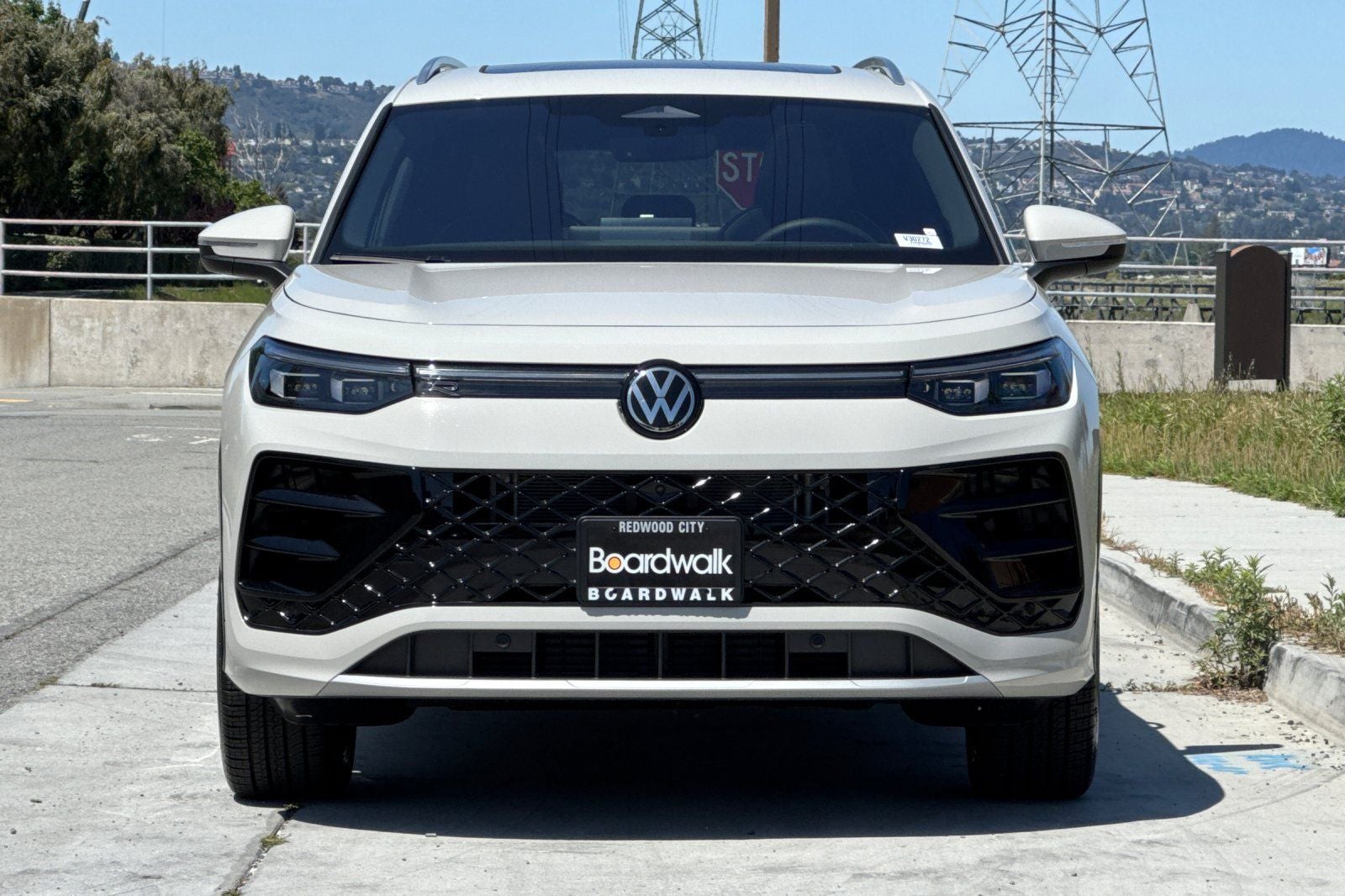 2026 Volkswagen Tiguan 2.0T SEL R-Line Turbo