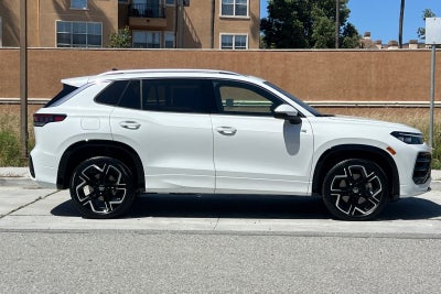 2026 Volkswagen Tiguan 2.0T SEL R-Line Turbo