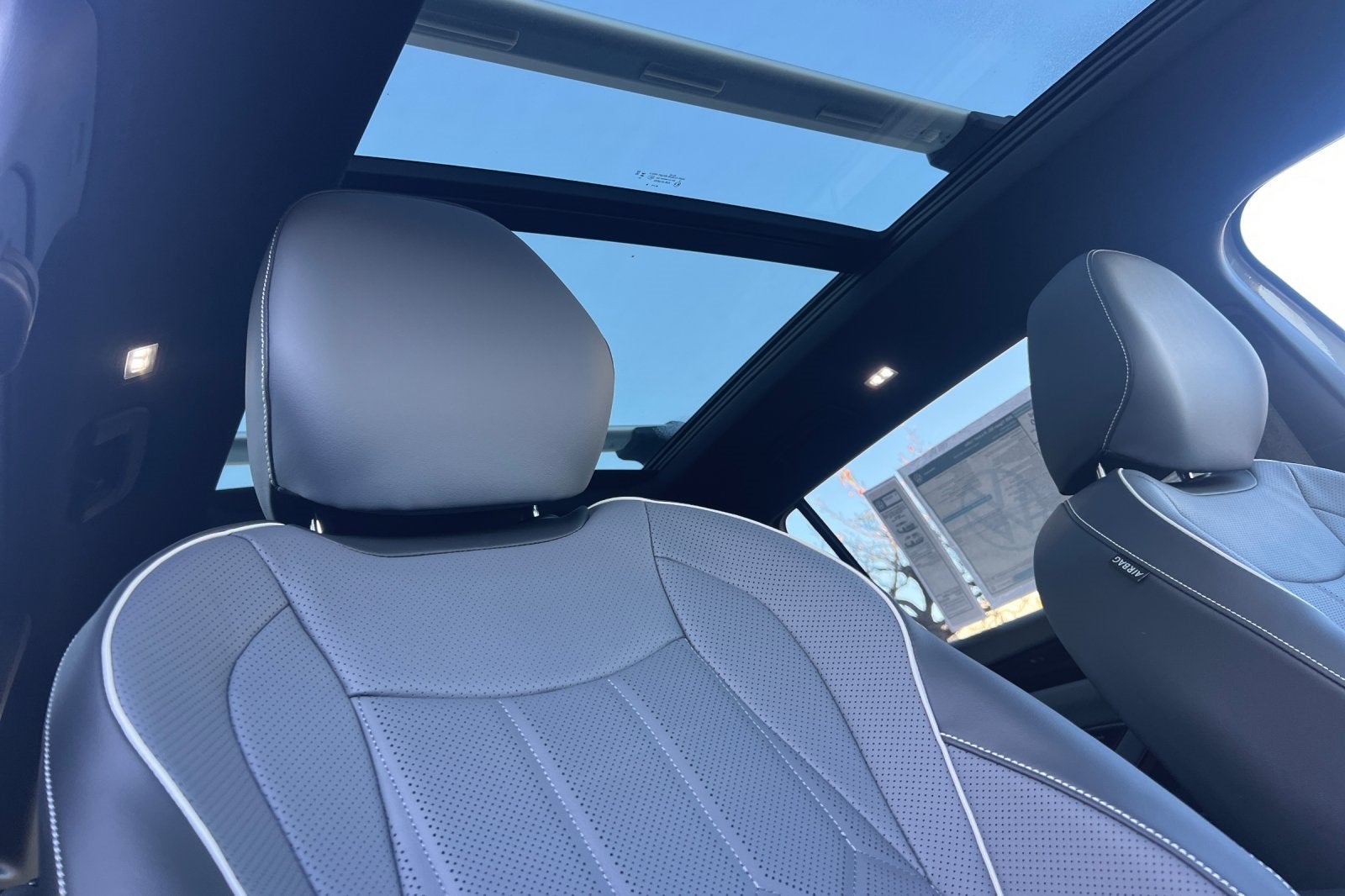 2026 Volkswagen Tiguan 2.0T SEL R-Line