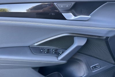 2026 Volkswagen Tiguan 2.0T SEL R-Line