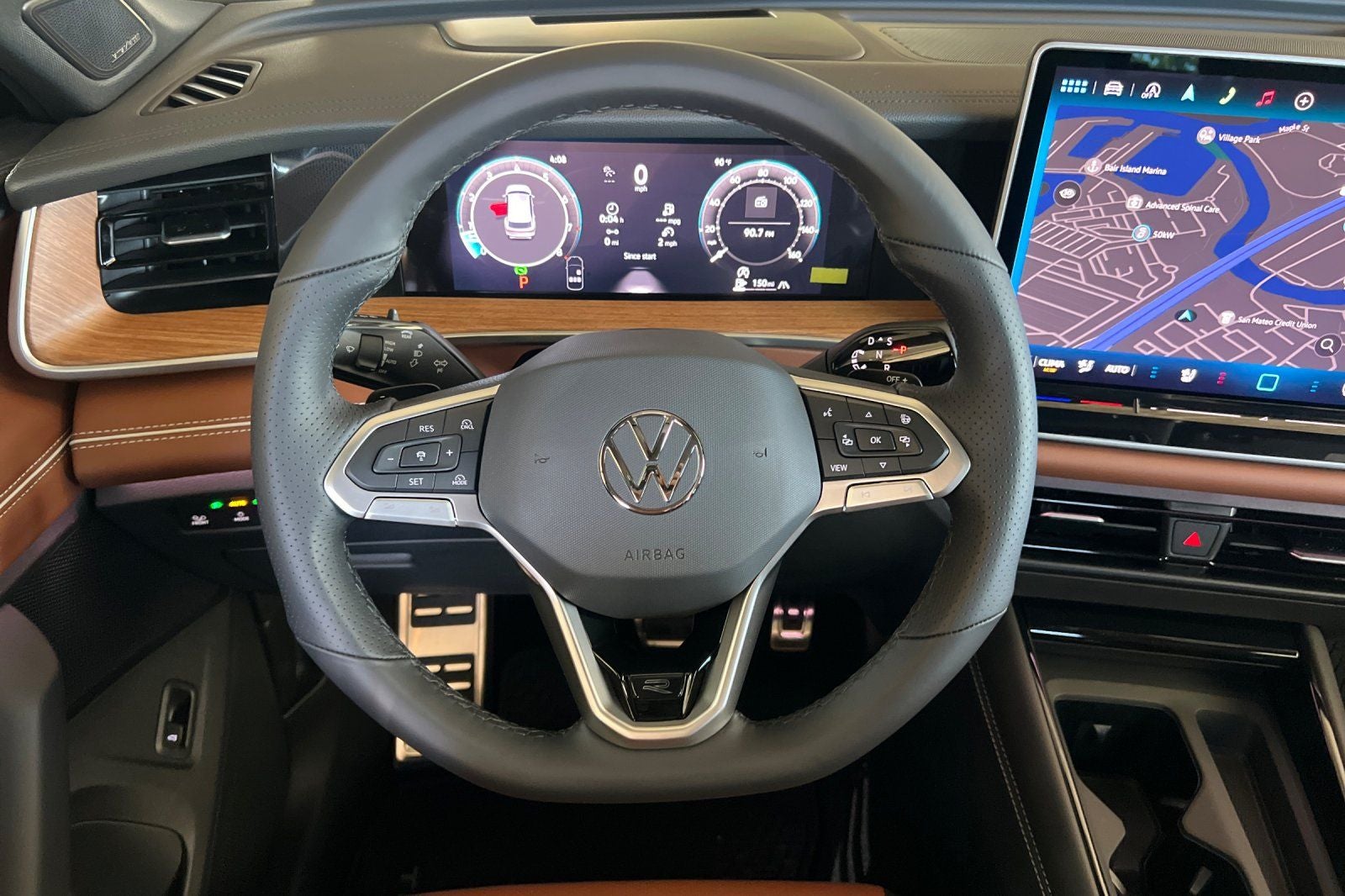 2026 Volkswagen Tiguan 2.0T SEL R-Line