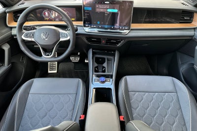 2026 Volkswagen Tiguan 2.0T SEL R-Line Turbo