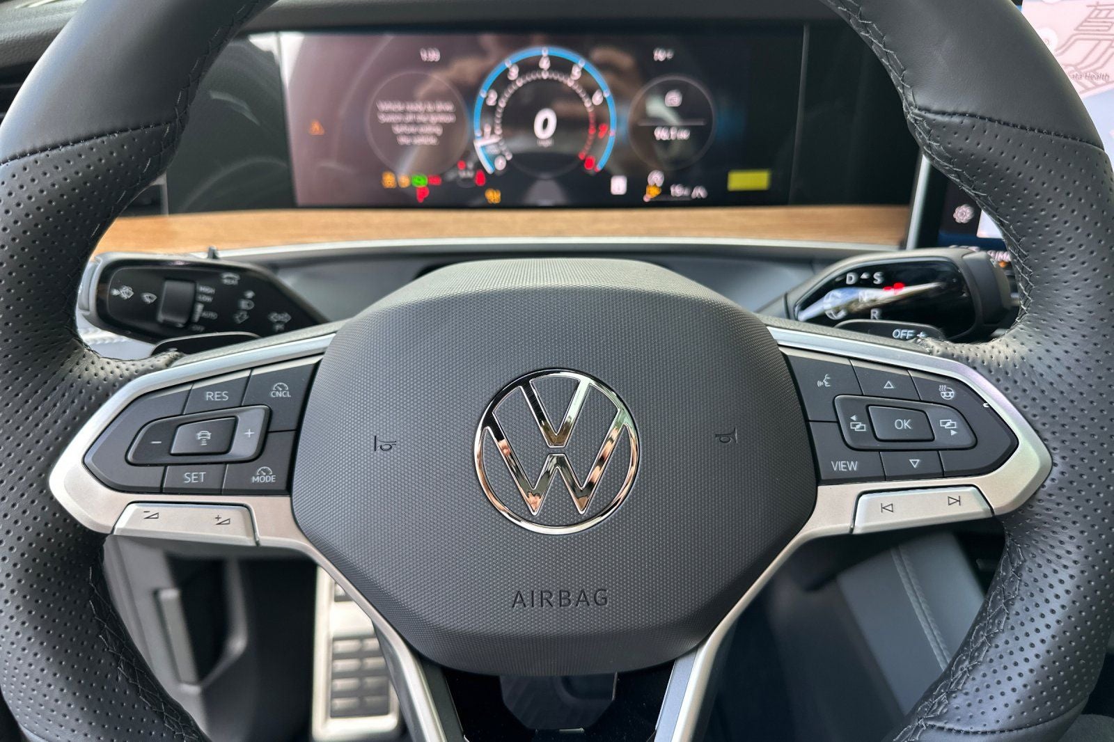 2026 Volkswagen Tiguan 2.0T SEL R-Line Turbo