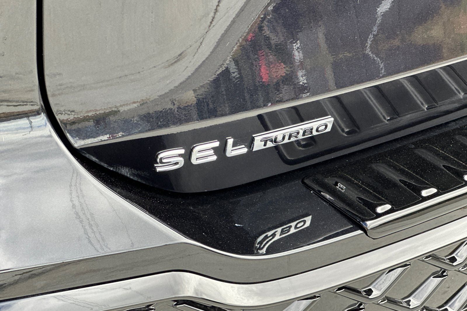 2026 Volkswagen Tiguan 2.0T SEL R-Line Turbo
