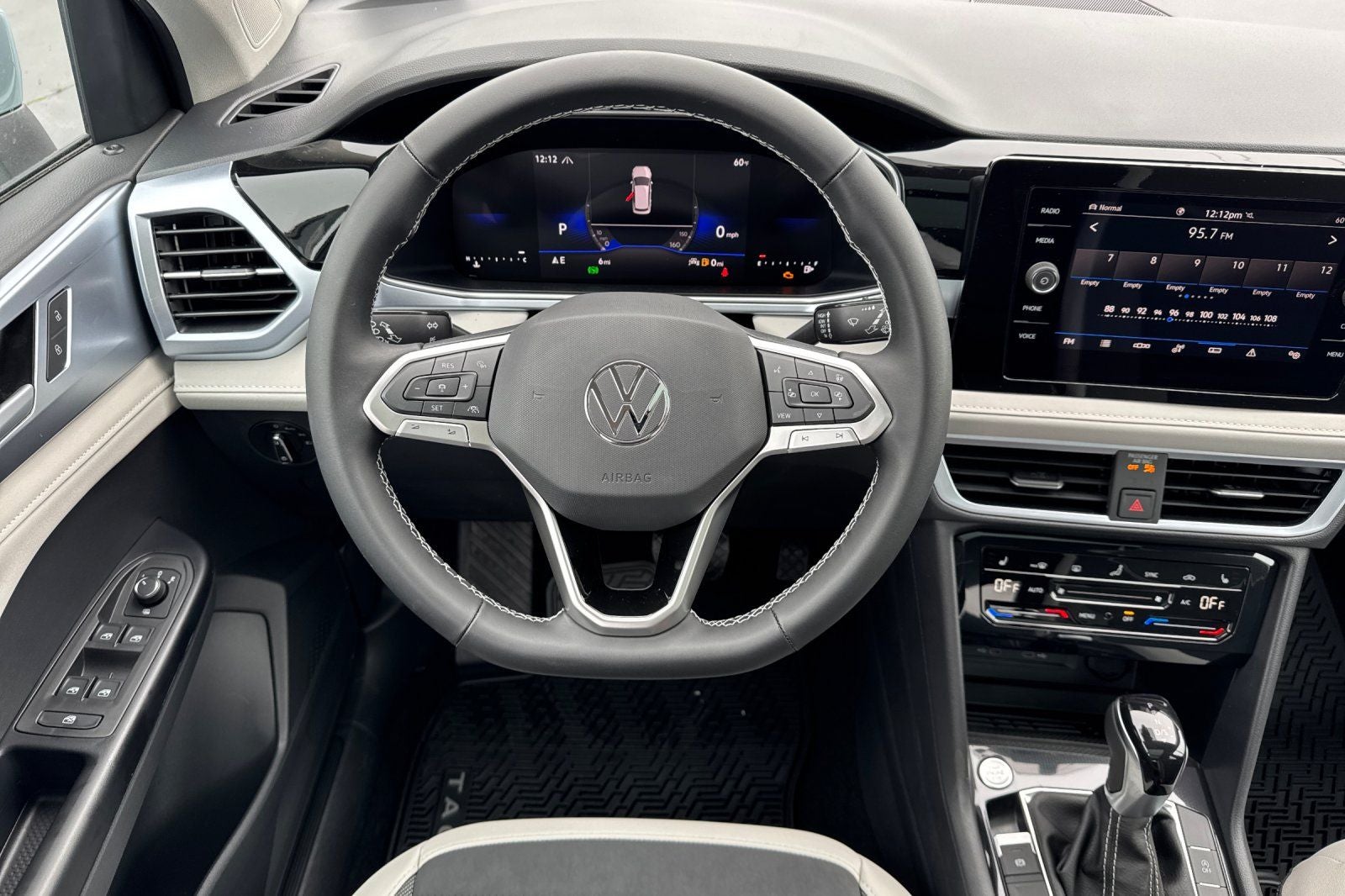 2026 Volkswagen Taos 1.5T SE