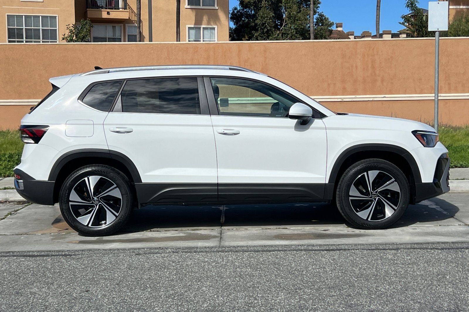 2026 Volkswagen Taos 1.5T SE