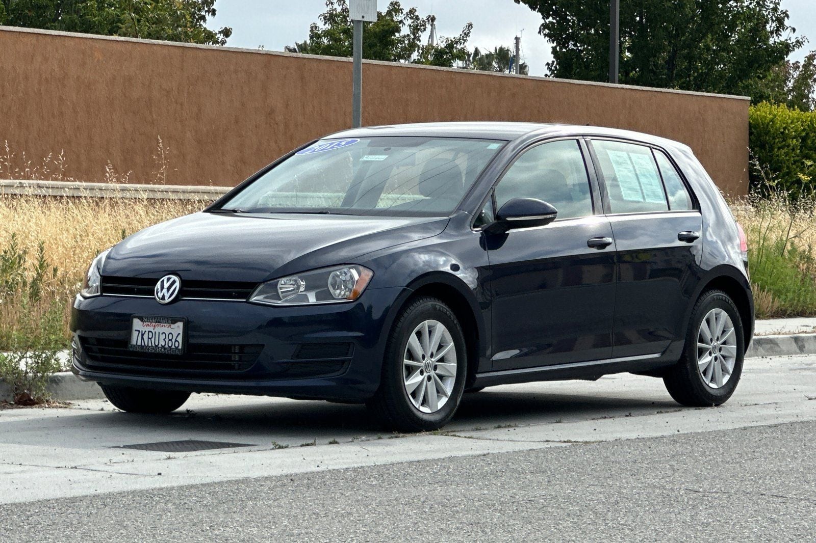 2015 Volkswagen Golf TSI S 4-Door