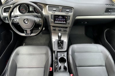 2015 Volkswagen Golf TSI S 4-Door