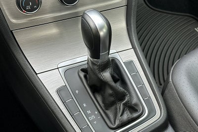 2015 Volkswagen Golf TSI S 4-Door