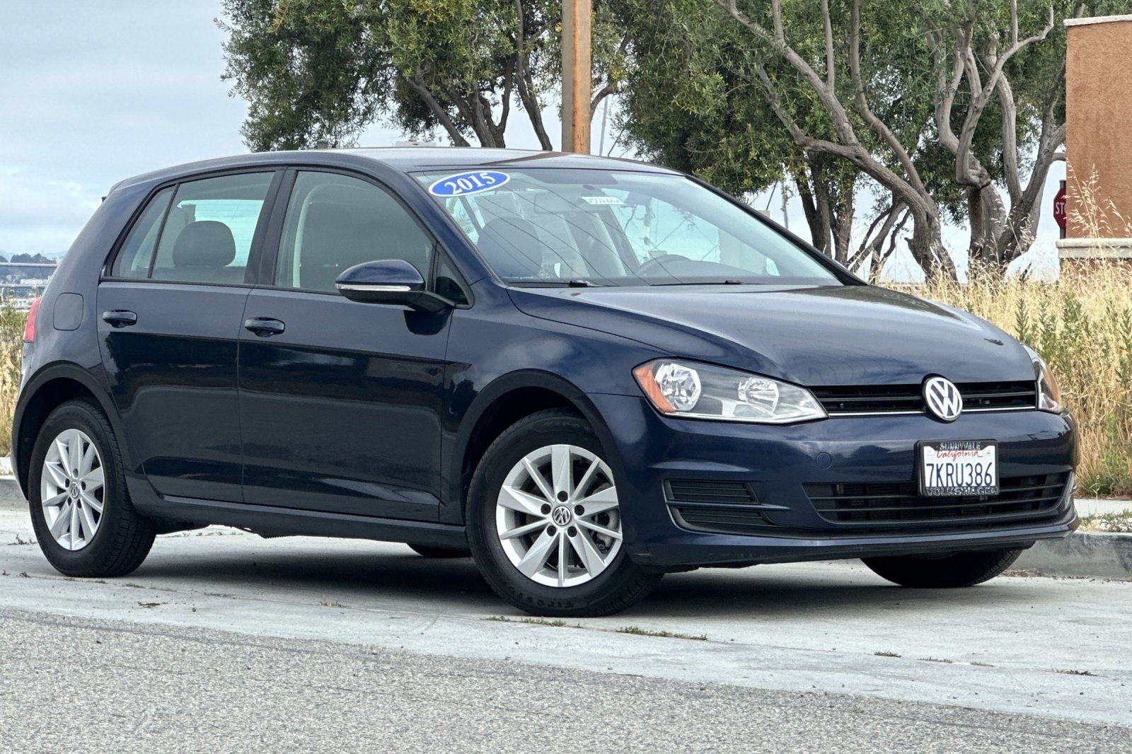 2015 Volkswagen Golf TSI S 4-Door