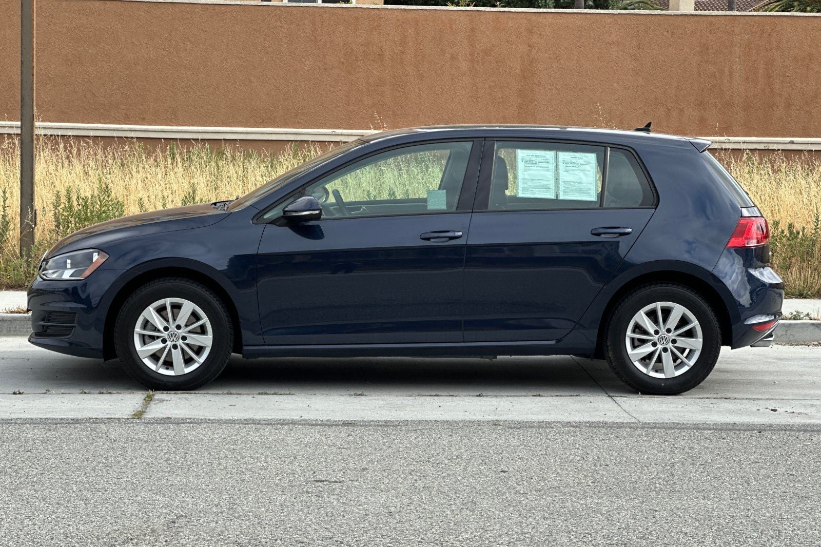 2015 Volkswagen Golf TSI S 4-Door