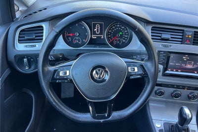 2015 Volkswagen Golf SportWagen Base