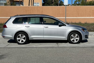 2015 Volkswagen Golf SportWagen Base