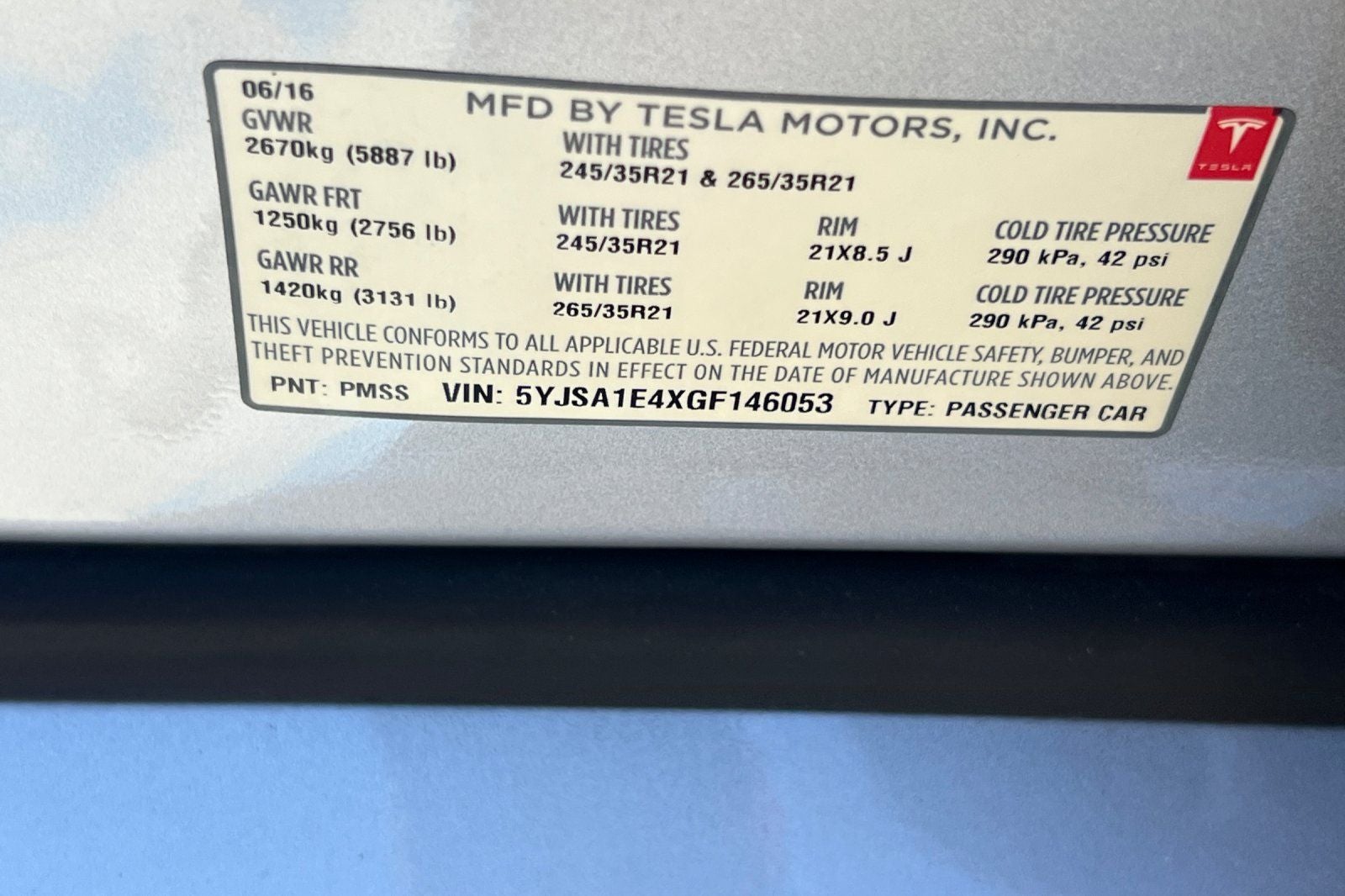 2016 Tesla Model S P90D