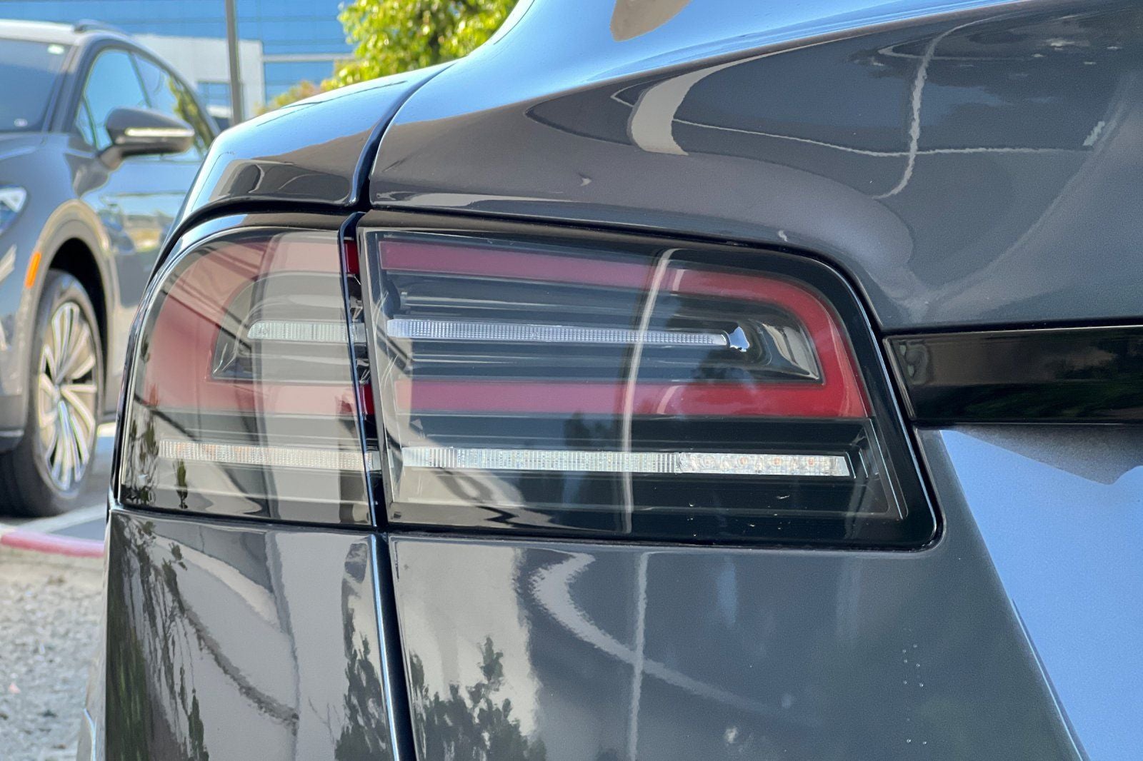 2022 Tesla Model S Base