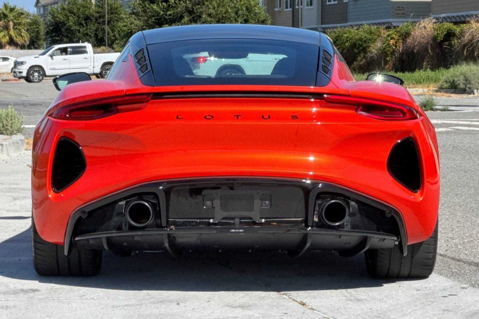 2025 Lotus Emira V6