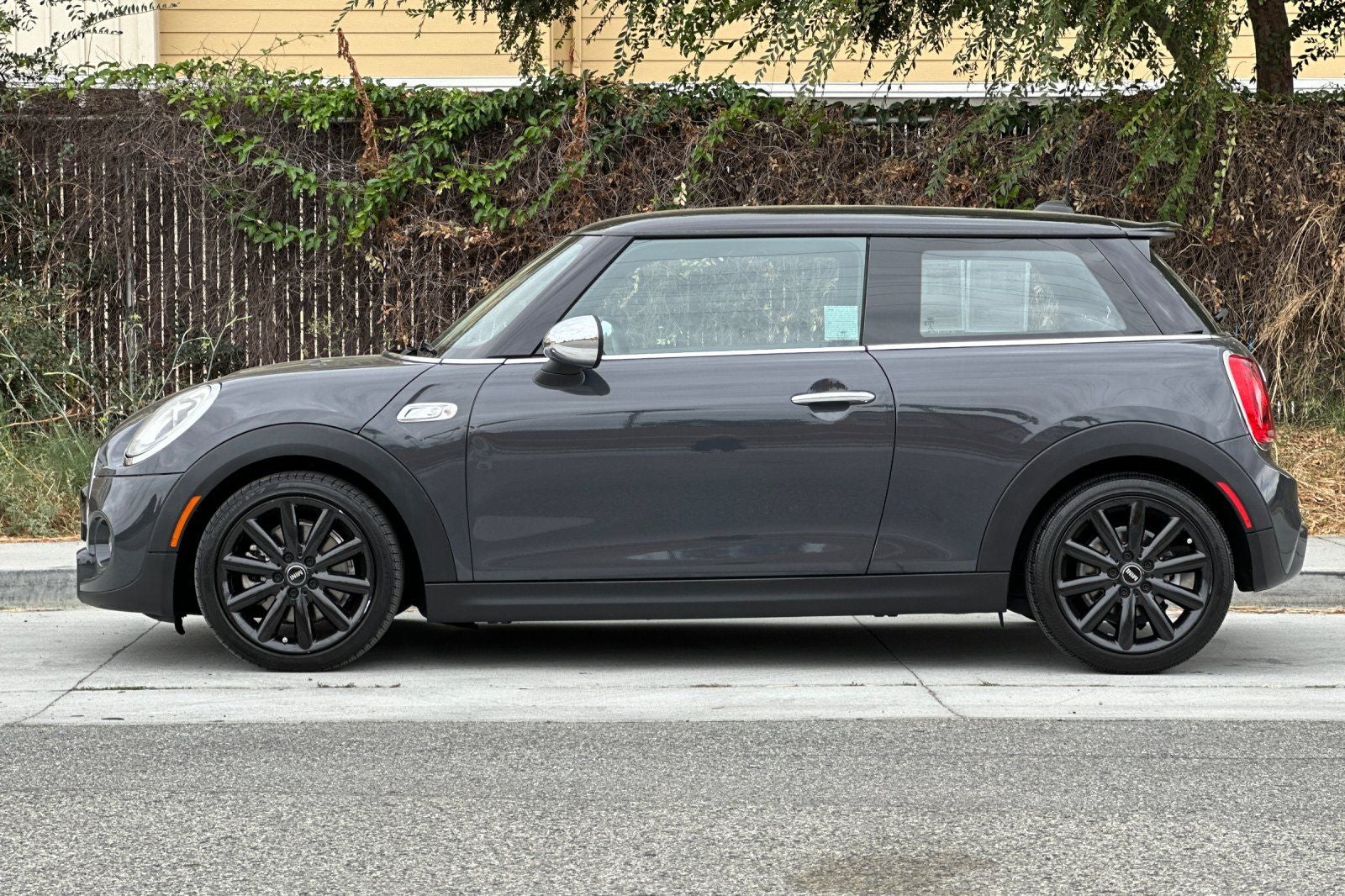 2017 MINI Cooper S Base