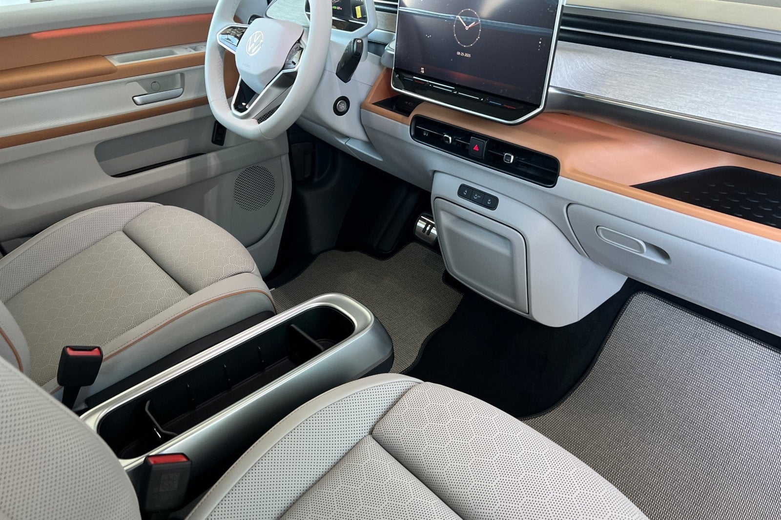 2025 Volkswagen ID. Buzz Pro S Plus