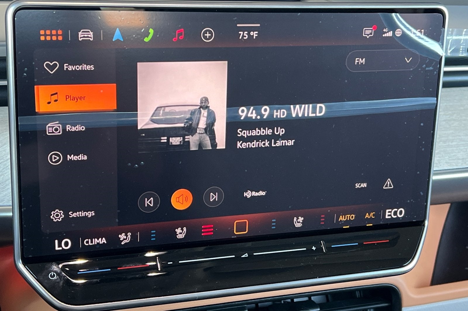 2025 Volkswagen ID. Buzz Pro S Plus