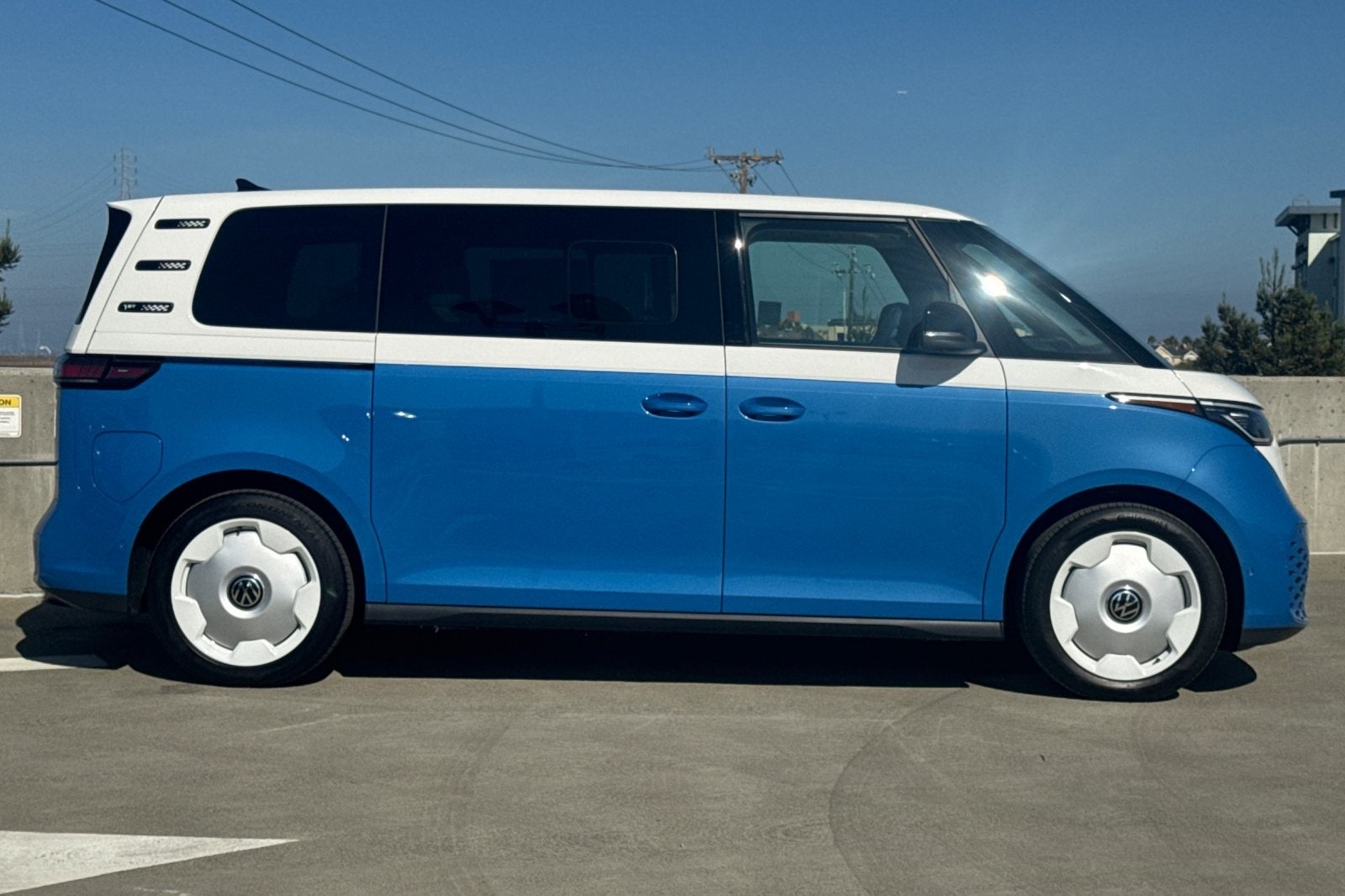 2025 Volkswagen ID. Buzz 1st Edition