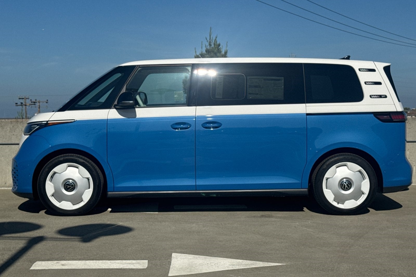 2025 Volkswagen ID. Buzz 1st Edition