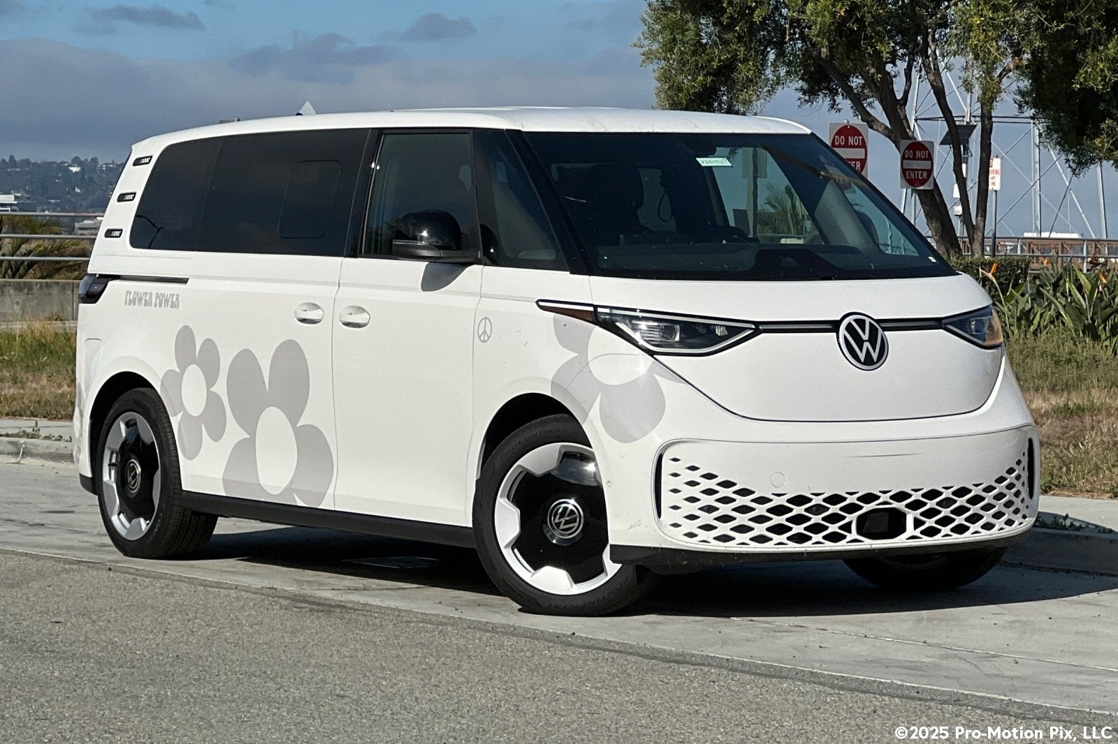 2025 Volkswagen ID. Buzz Pro S