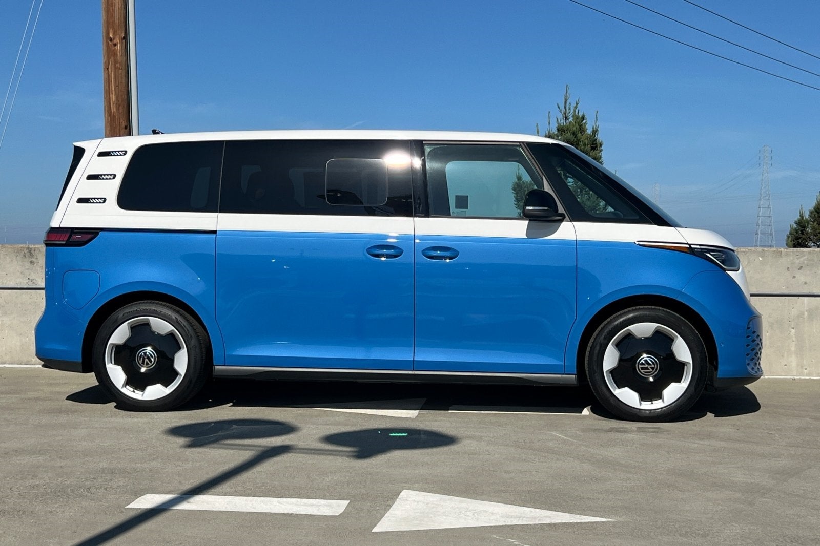 2025 Volkswagen ID. Buzz Pro S