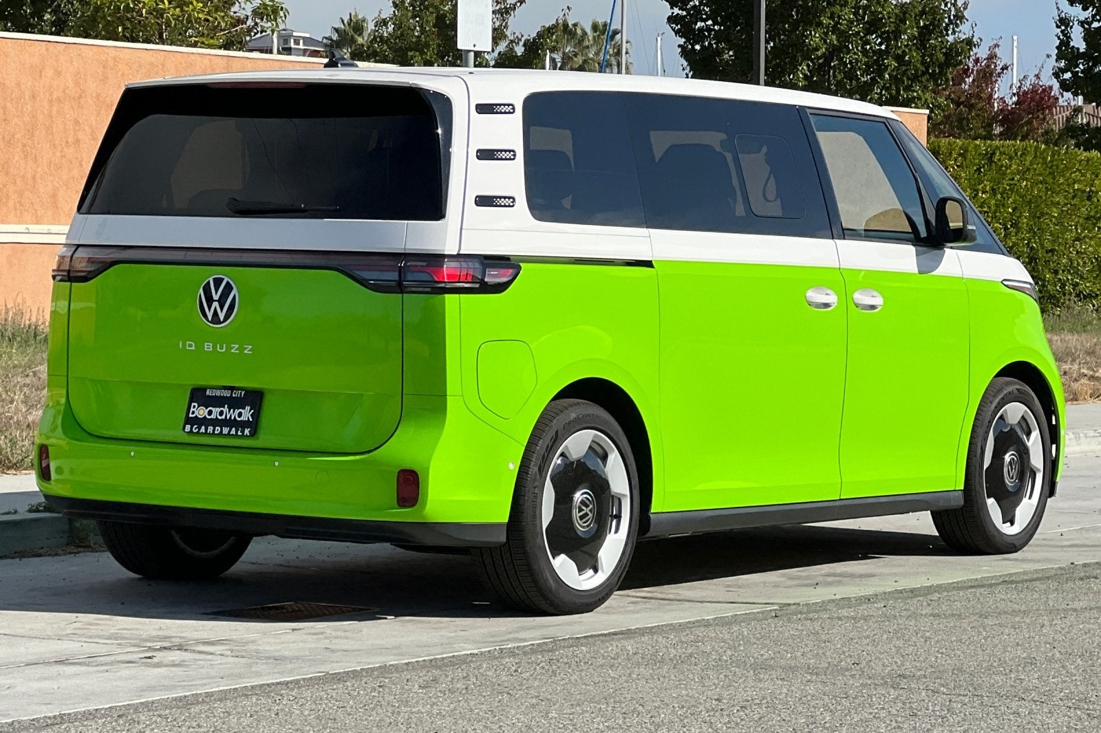 2025 Volkswagen ID. Buzz Pro S