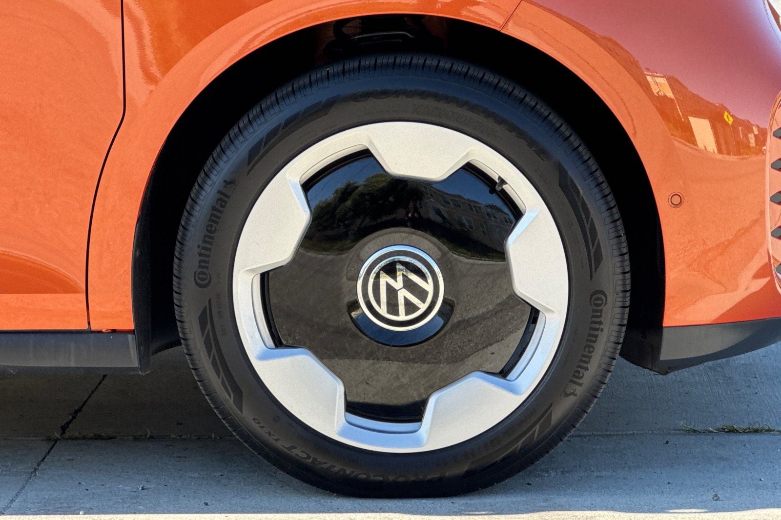 2025 Volkswagen ID. Buzz Pro S Plus