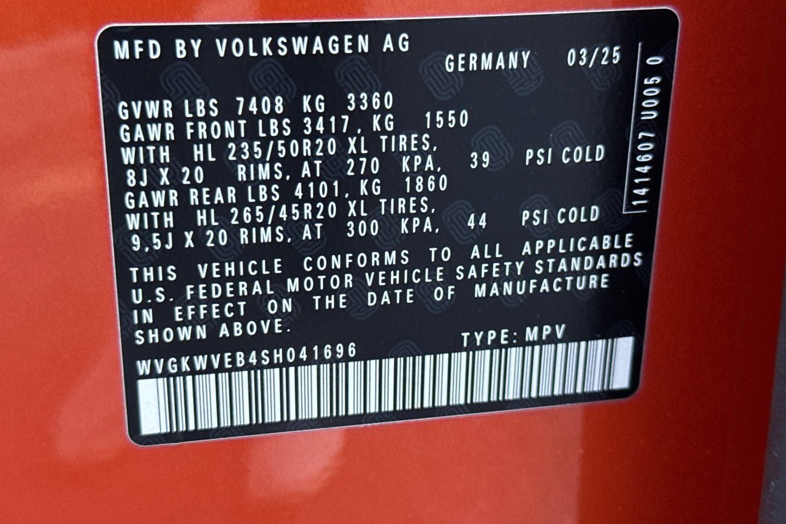 2025 Volkswagen ID. Buzz Pro S Plus