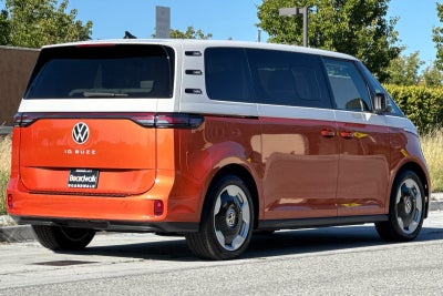 2025 Volkswagen ID. Buzz Pro S Plus