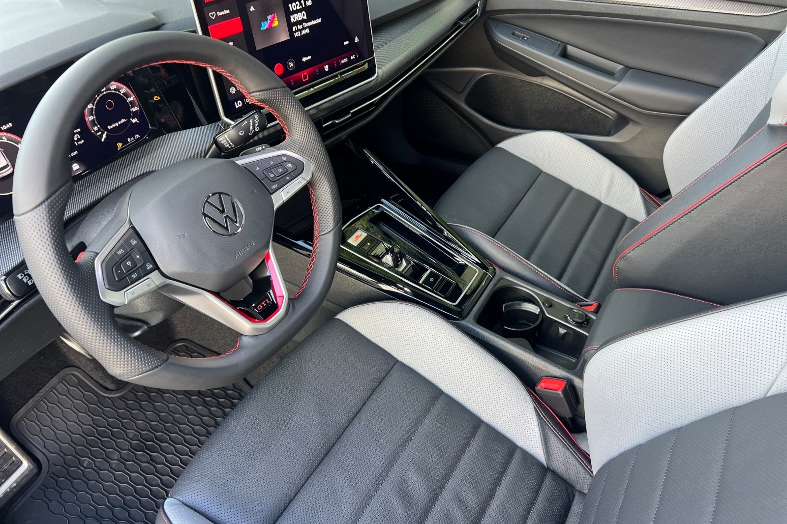 2026 Volkswagen Golf GTI 2.0T SE